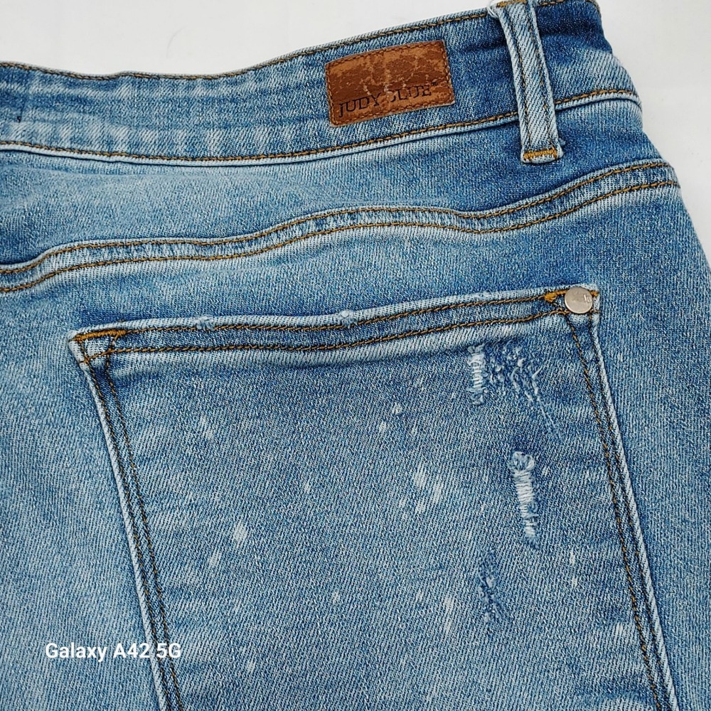 Judy Blue Boyfriend Fit Distressed Paint Splatter Jeans 18W JB82155LT Light Wash - Picture 7 of 10